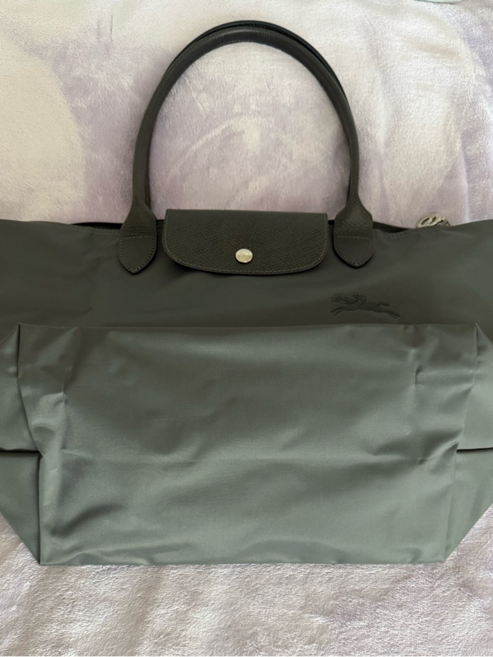 EUC Longchamp le pliage “green” large shoulder tote in graphite - Picture 3 of 9